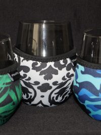 3 Stemless Wine Glass Coolers